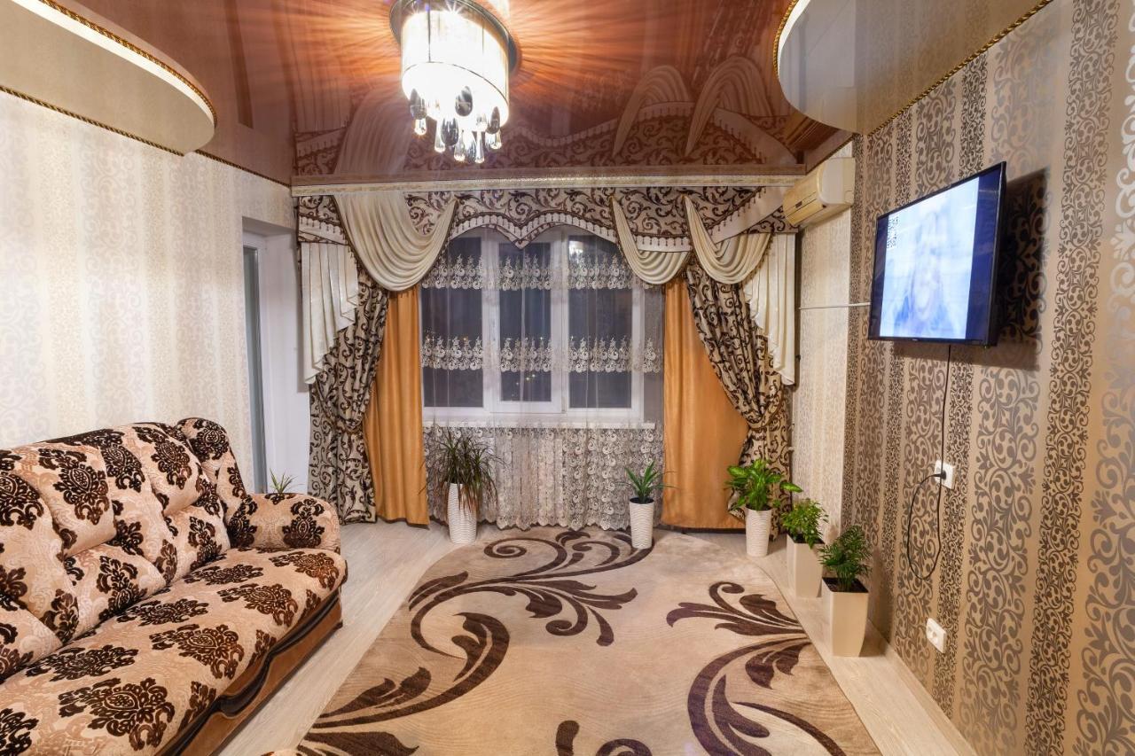Luxury Sicheslavska Street *